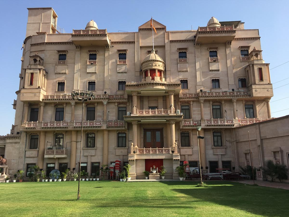 Kailash Presidency Hotel Bhopal Esterno foto
