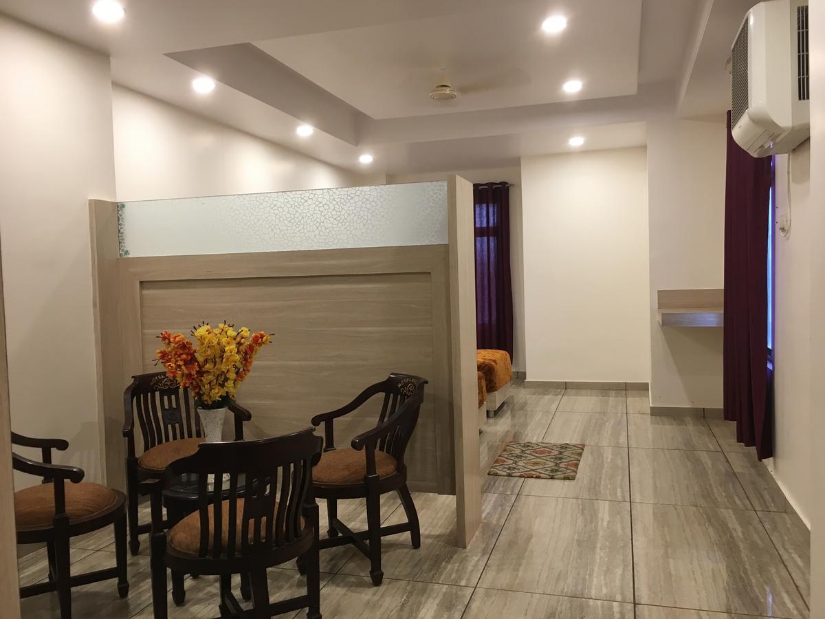 Kailash Presidency Hotel Bhopal Esterno foto