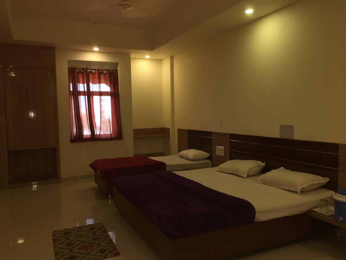 Kailash Presidency Hotel Bhopal Esterno foto